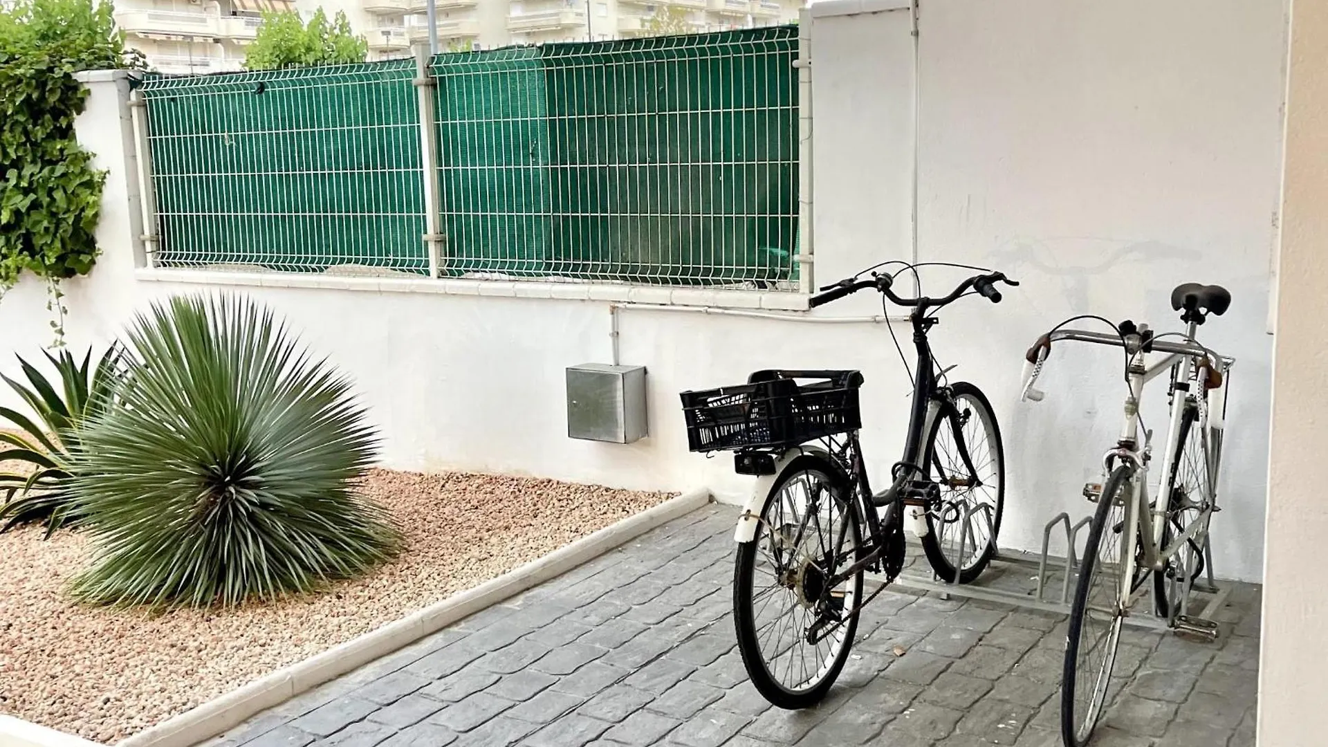 Apartbeach Ancora Junto Playa Y Vistas Piscina La Pineda